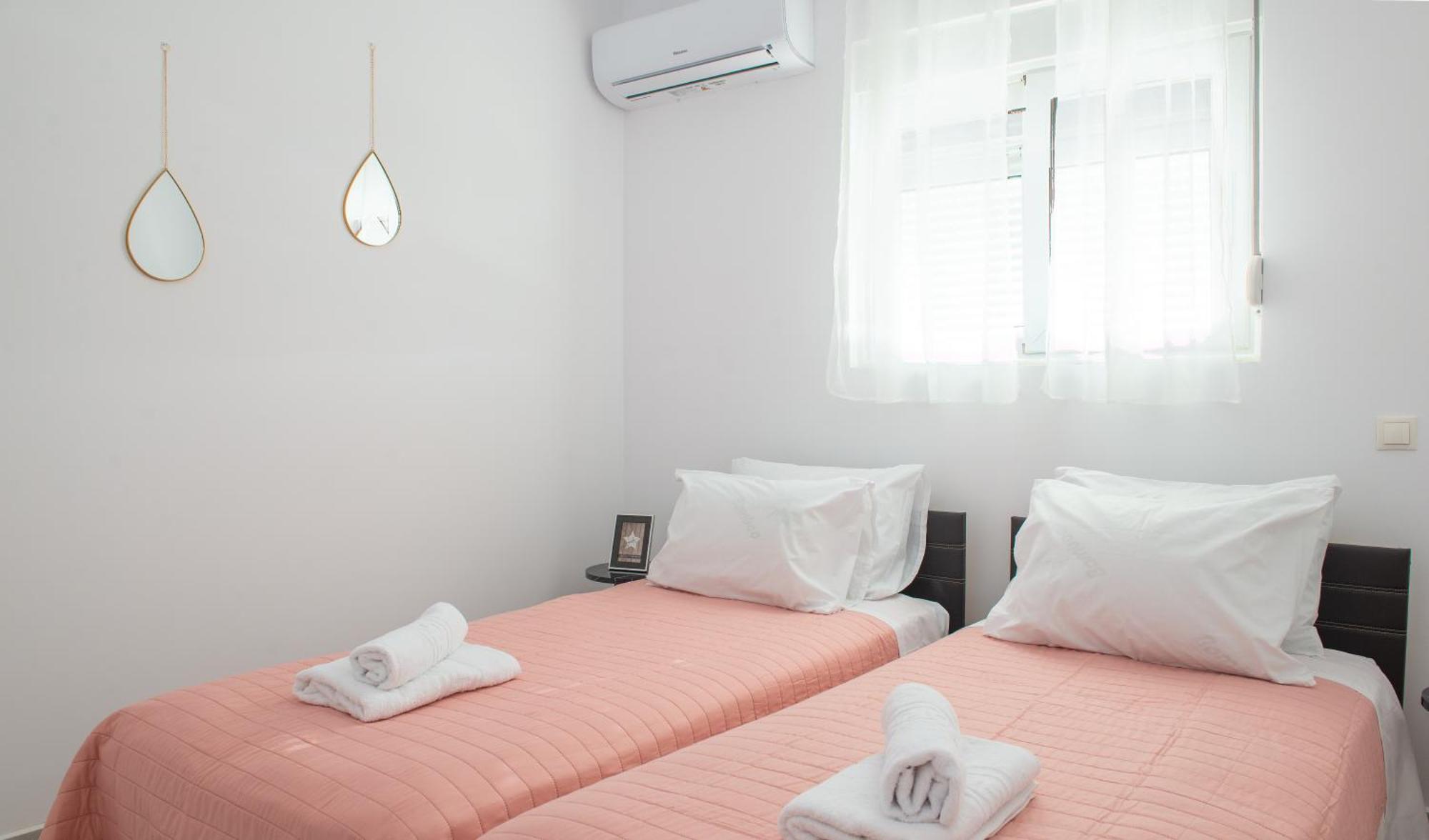 Katerina & Stefanos Family Apartments Archangelos  Dış mekan fotoğraf